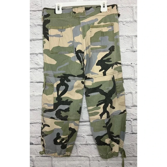 Bongo Y2K vintage camo cropped cargo pants size 5. - Picture 3 of 9